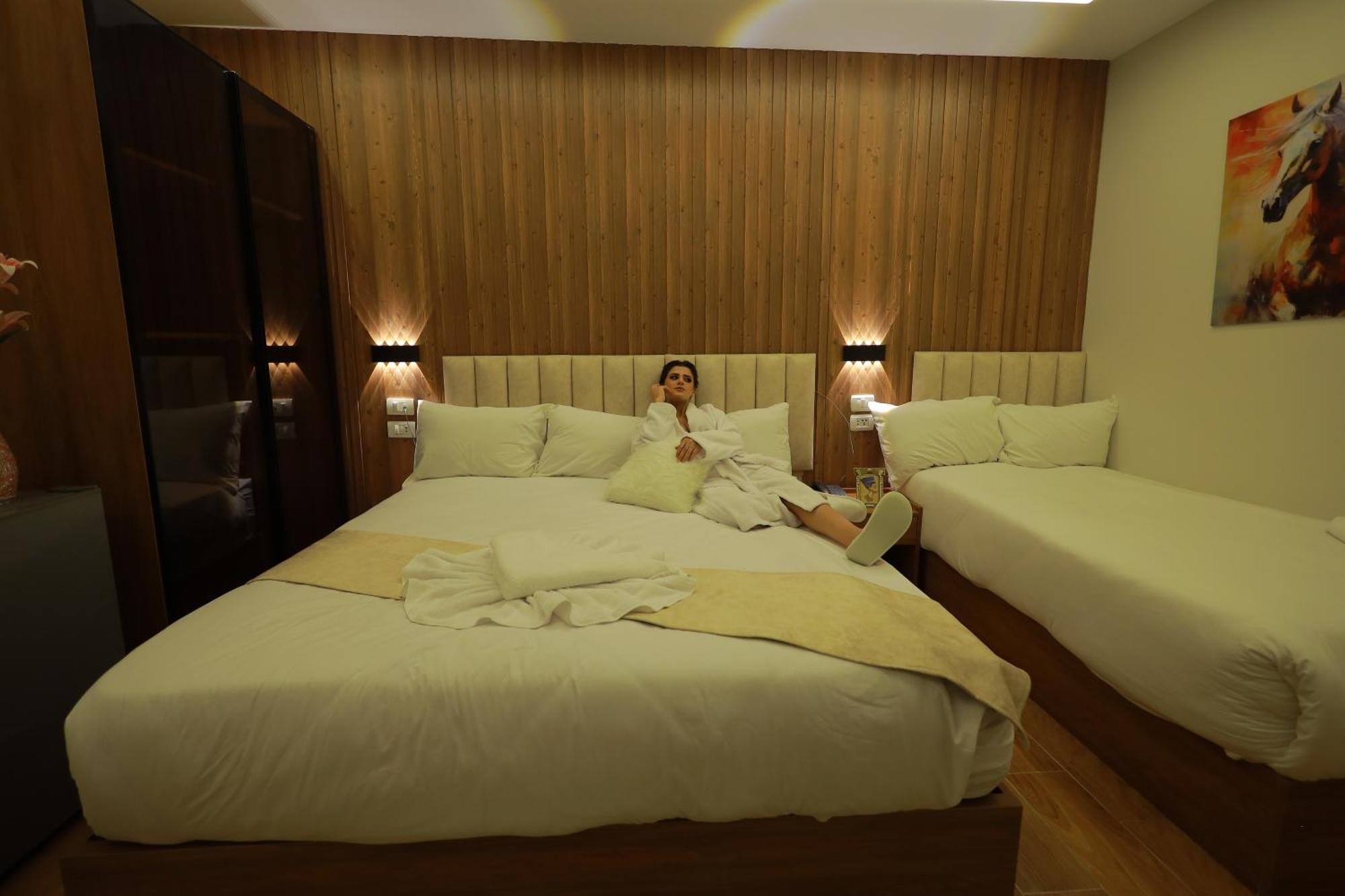 The Muse Pyramids Inn Kafrat al Jabal Exterior photo